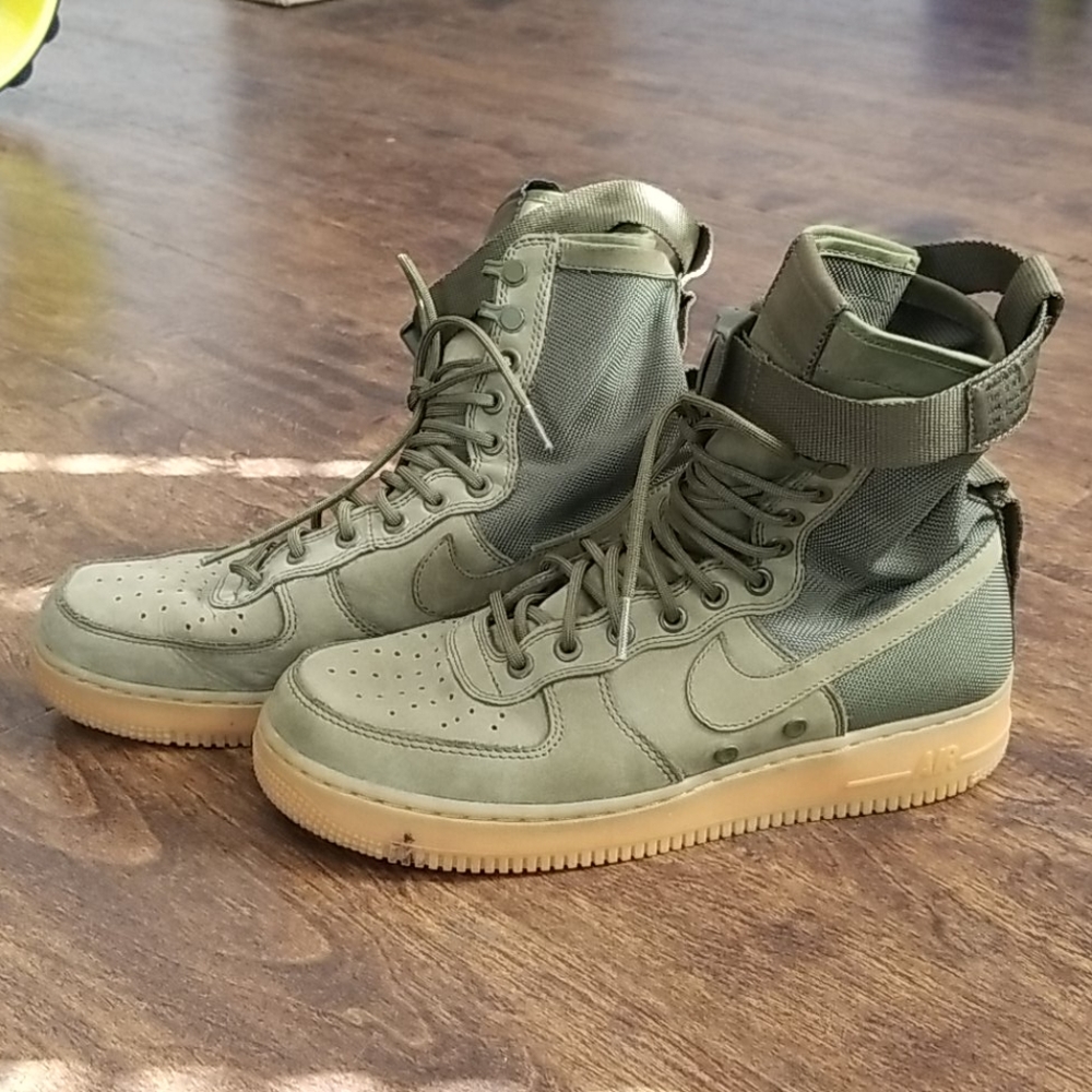 Nike SF Air Force 1 Faded Olive - Picture 2 of 4
